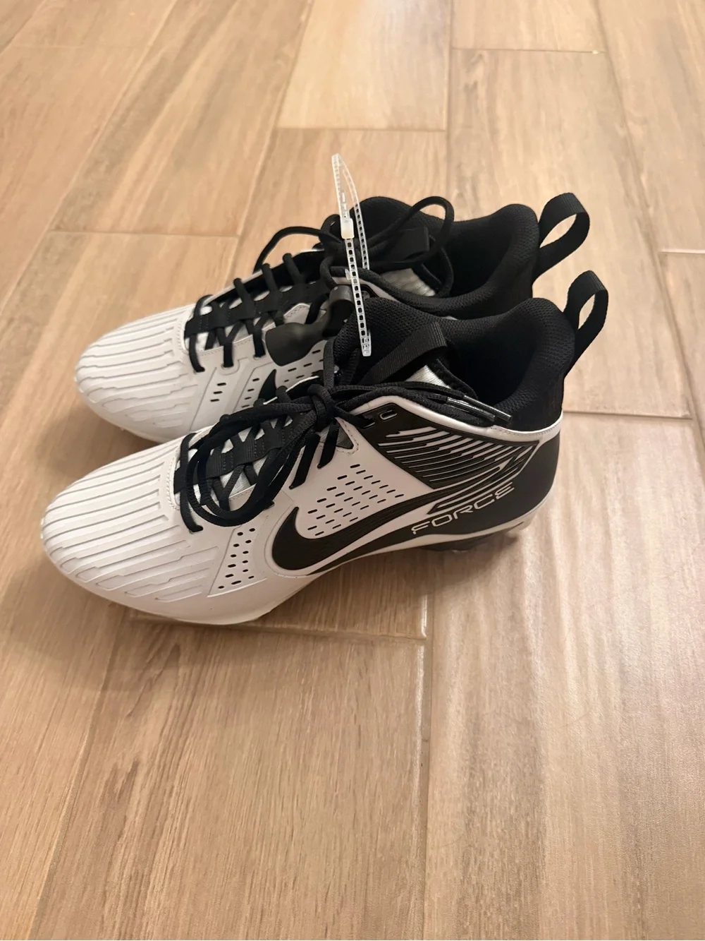 Nike Men’s Force Savage Pro Football Cleats Size 11.5